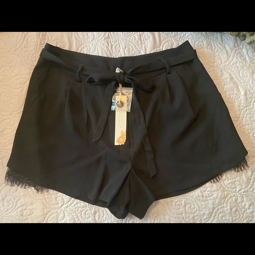 Lauren Conrad Lace Hem Dress Shorts